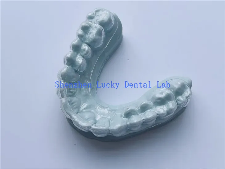 Testreszabott fehérítő tálca gyártók